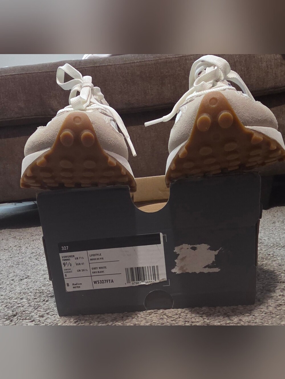 NIB New Balance White and Tan Suede-Trim Sneakers - Picture 4 of 6